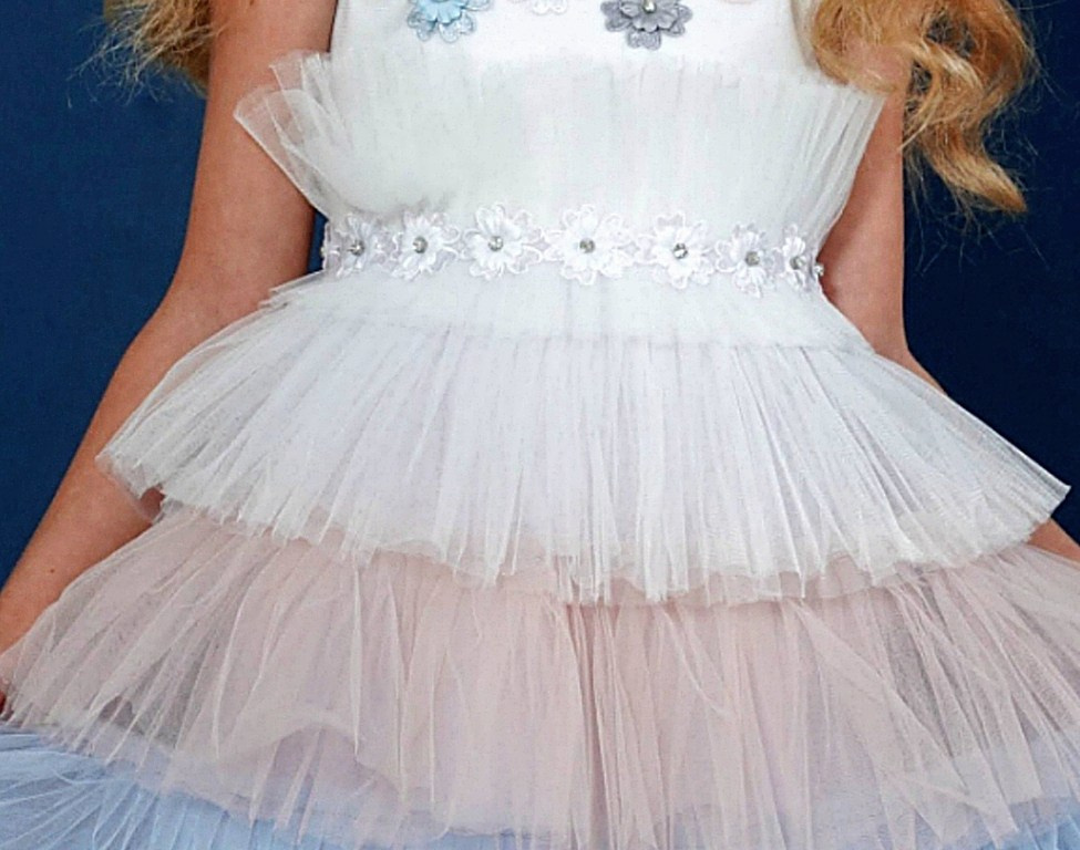 שמלה " Ariel ". מרי ליב, מעצבת שמלות בתפירה אישית