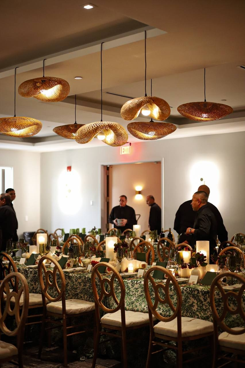 LD. VALERIIA VIUNOVA individual shooting\love story\event\brand