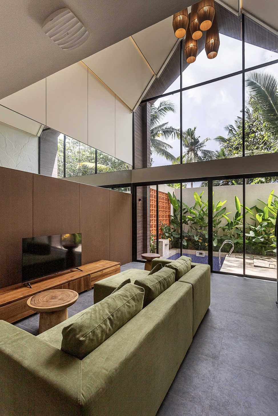 Интерьерная съёмка для отелей и ресторанов. Индивидуальный и парный фотограф на Бали — Bali Dream Photo