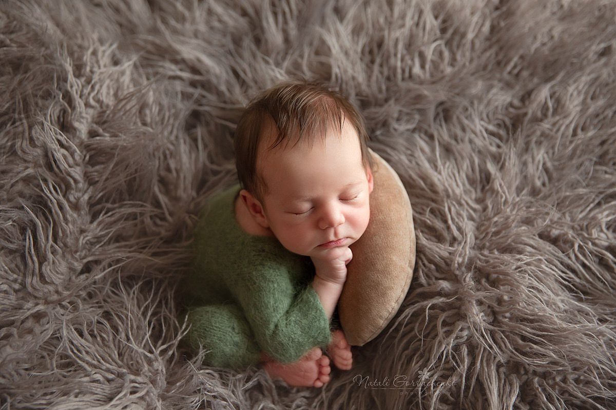 Новонароджені малюки. Дитячий, сімейний, а також newborn фотограф і викладач у Києві Наталія