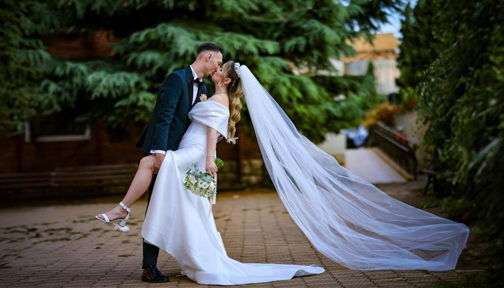 Bianca & Victor. Fotograf Nuntă Constanța - Moments by Gub