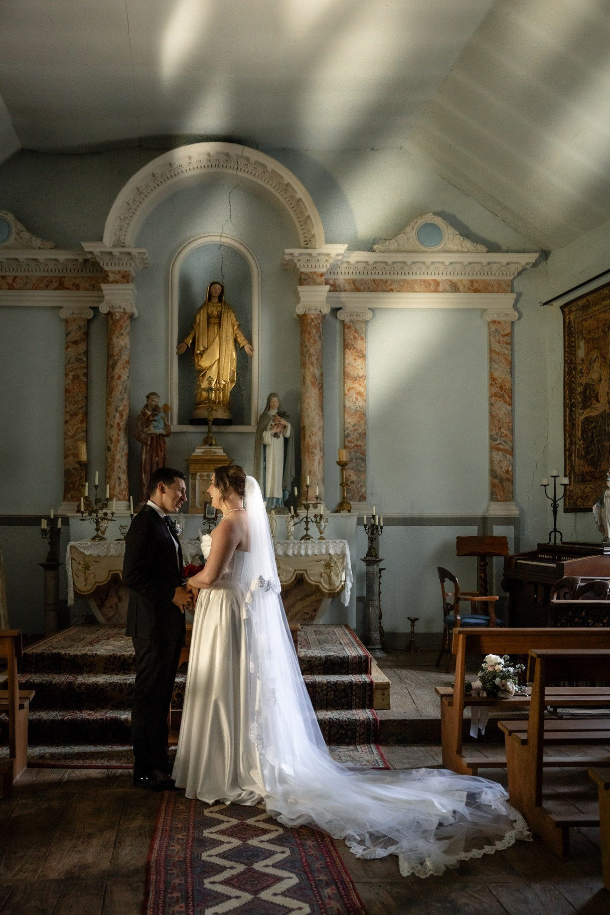 Château Elopement in Occitanie — Château Bagen | Southwest France. Eugénie Smirnova — Wedding & Elopement Photographer in Southwest France