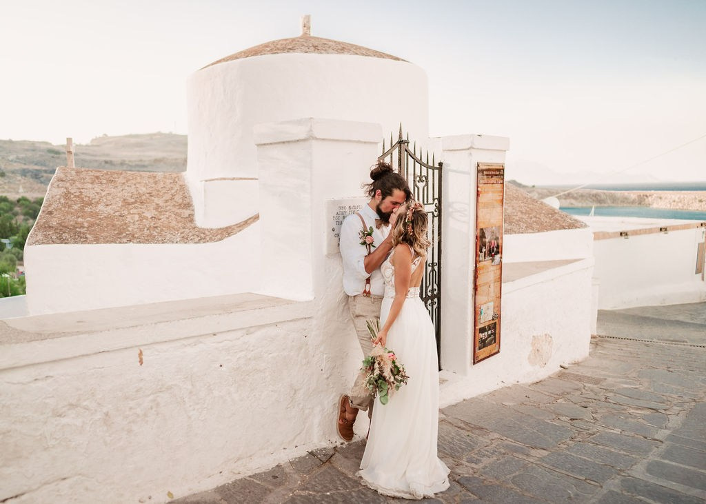 Tom and Denise. Renate Woeste | Wedding planner in Rhodes. Creating dream weddings by the sea. Let’s make your special day unforgettable