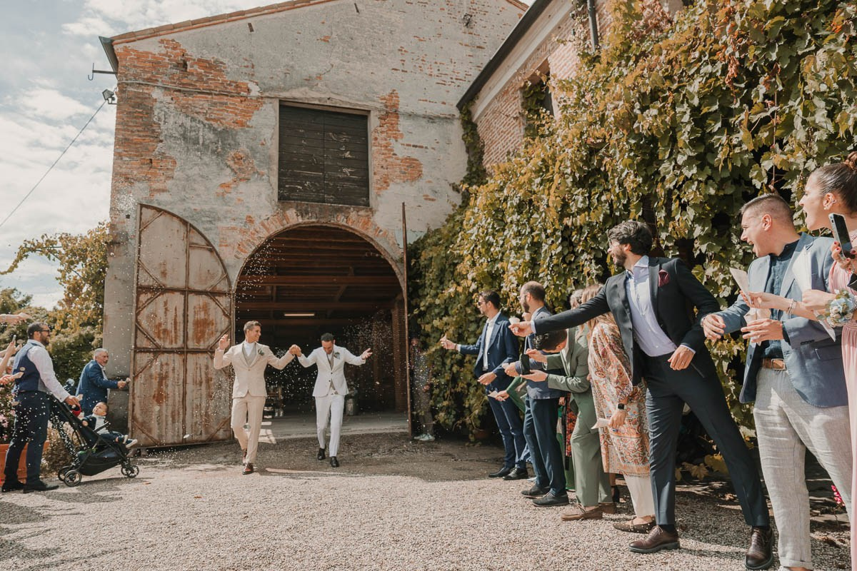 Francesco e Leonardo matrimonio presso la tenuta Le Risare Italia. Lorenzo Mazzega Wedding | Fotografo Matrimonio Milano | Reportage