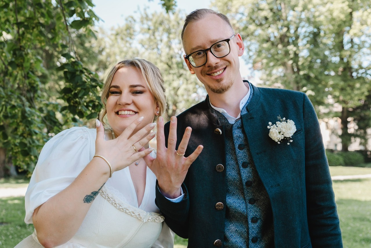 Referenzen. Photographer in Zurich – Weddings, Portraits & Event Photography | Anetta Damm