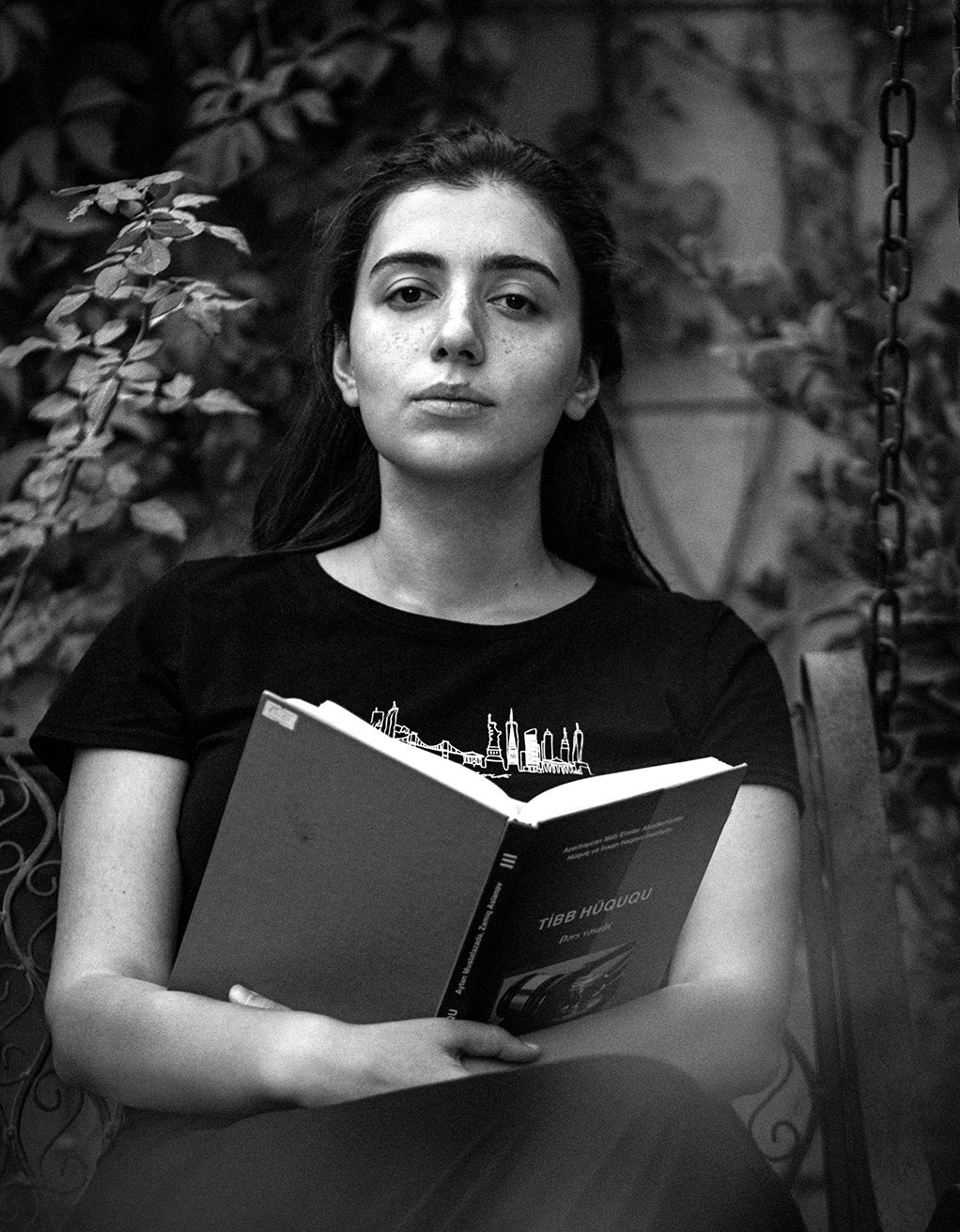 Singles. BNW Around Photography