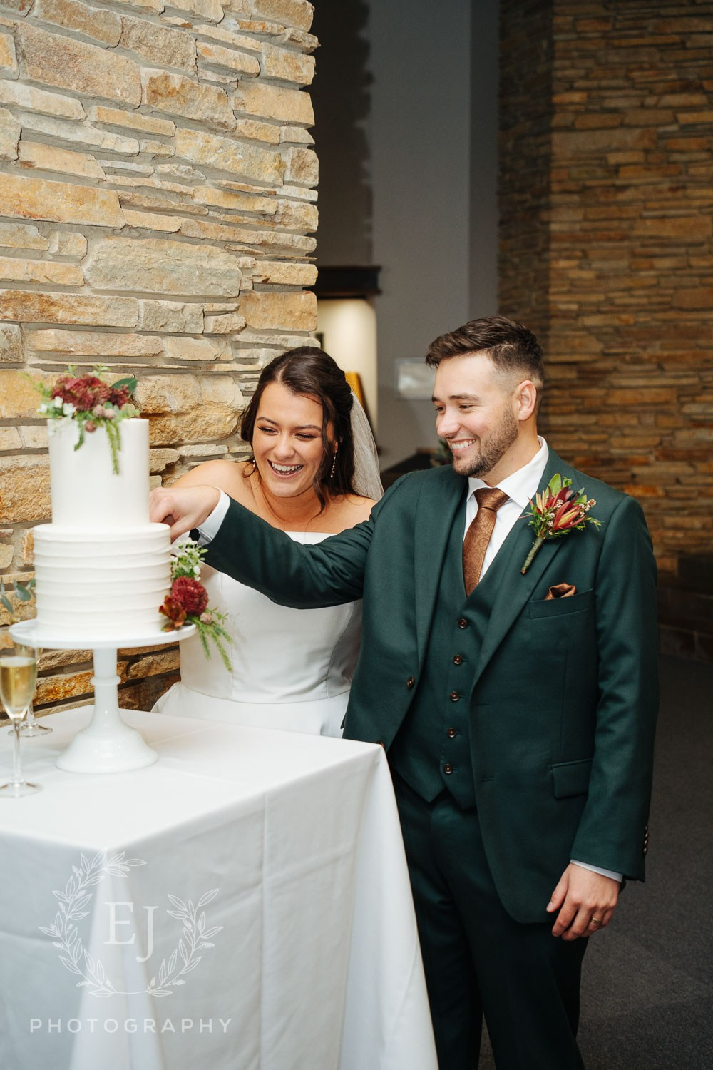Louis & Tamsyn — Araluen Estate. Emma Joy Photography