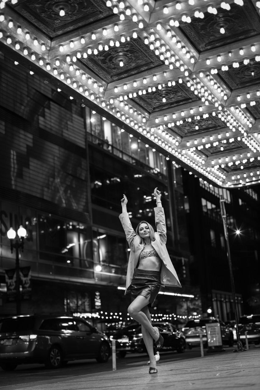 Street shoot with Yulia. VALERIIA VIUNOVA individual shooting\love story\event\brand