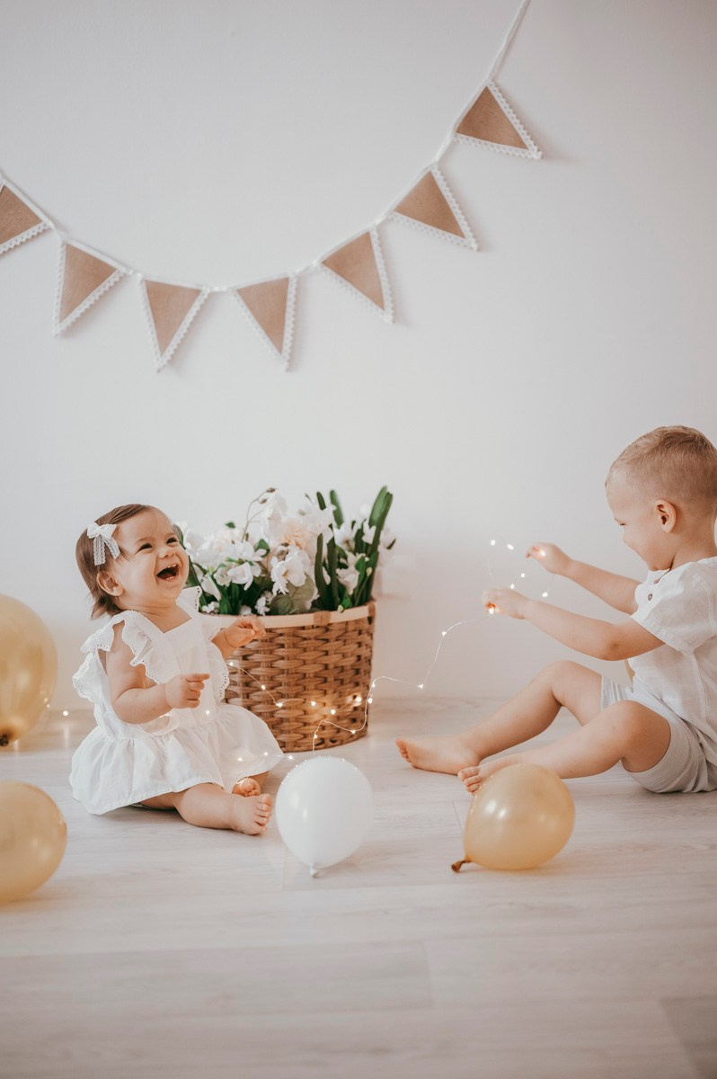Srnin prvi rodjendan. Deciji i porodicni fotograf u Beogradu Oksana Skendzic