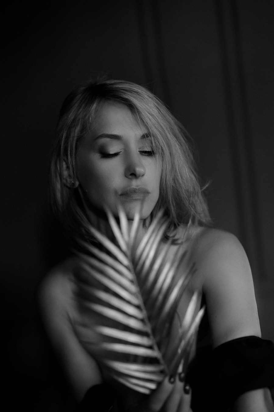 Natasza. Sensualna w studio. Fotograf w Krakowie i Europie