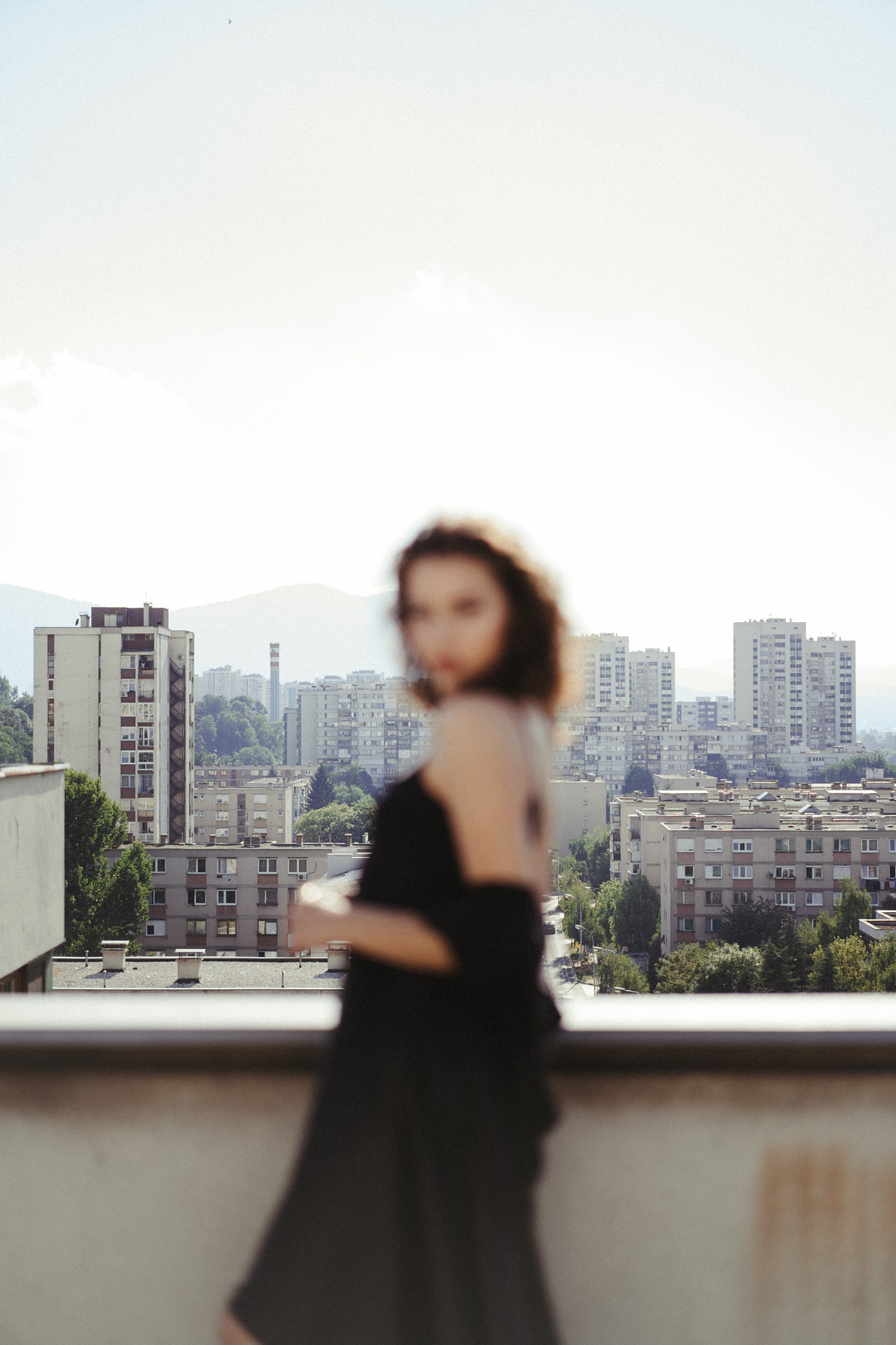 Emina | Rooftop & Night Chill. Profesionalna Fotografija i Videografija | Sarajevo | yasinemir.com