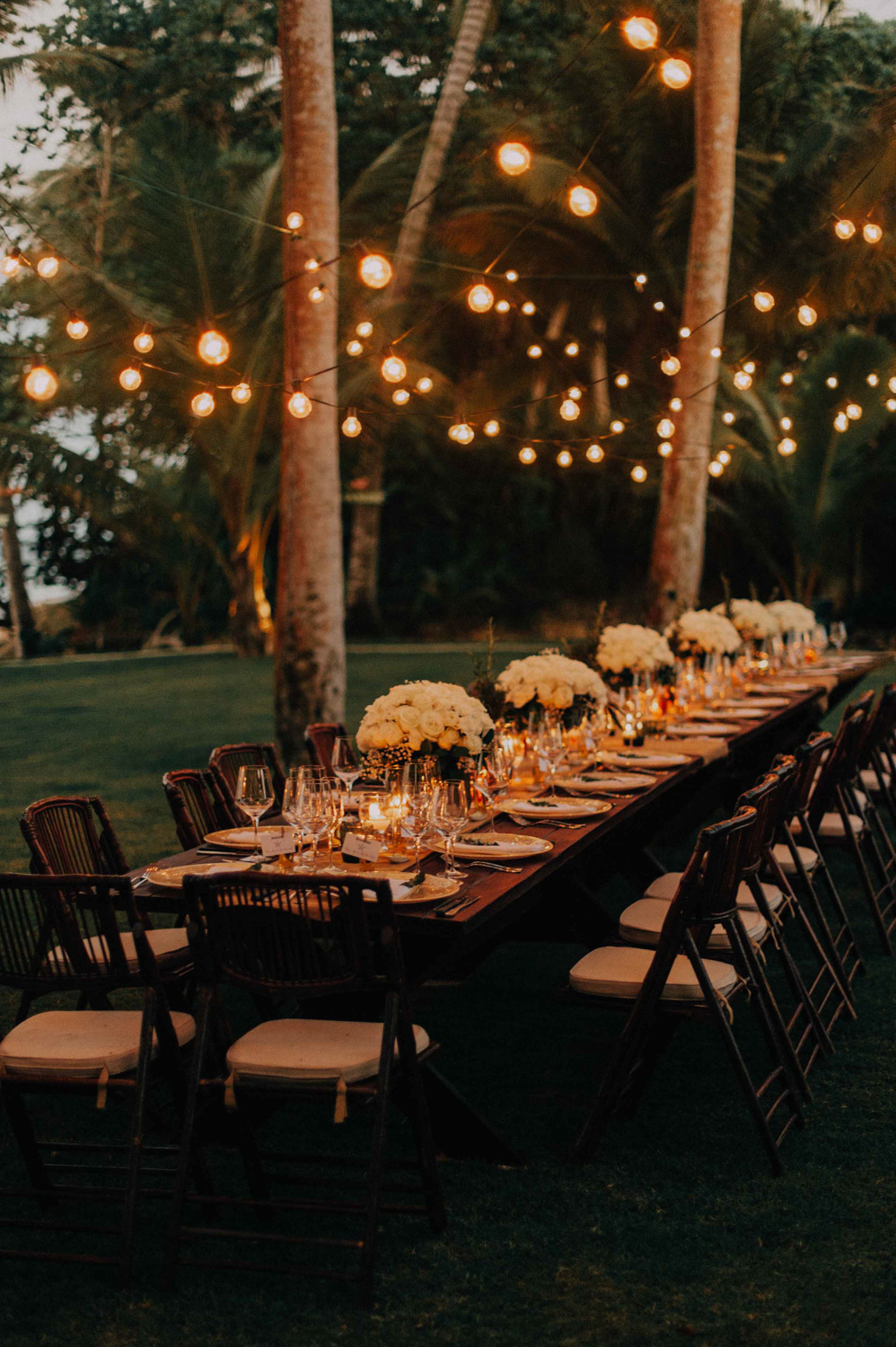 Wedding table in the evening lighting.