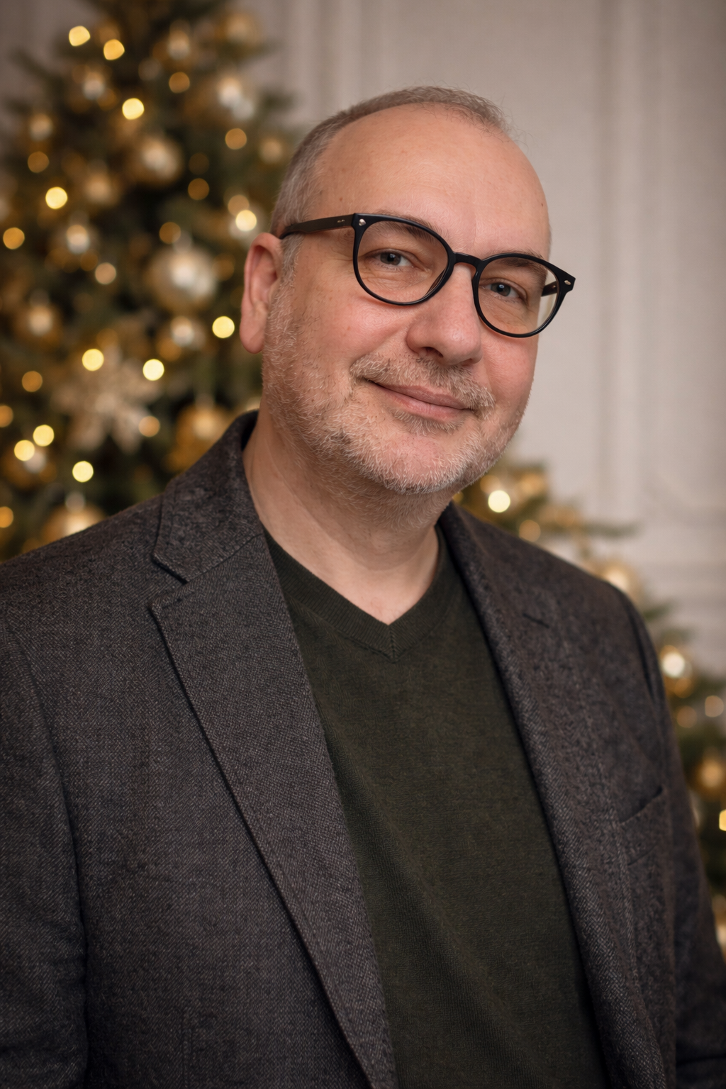 AI Will Never Replace Photographers — Especially Studio Photography Built on Vision, Light & Human Creativity. Emin Kuliyev — Award-Winning Wedding Photojournalist NYC & USA | Best Wedding Photographer Known for Candid, Timeless Moments