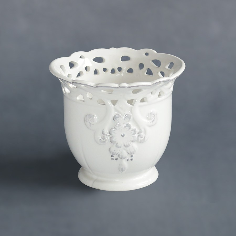 Keramiska vāze pienbalta ar puķiem klasika