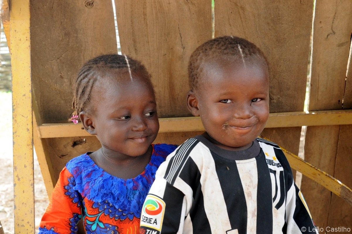 Photos of volunteer work at Senegal. Simbahalu