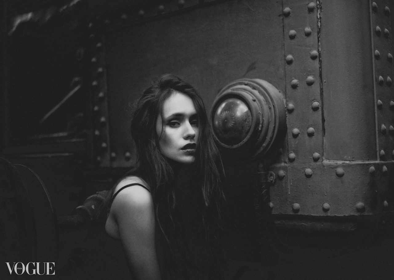 Portrait, fashion and art photography. Wedding and portrait photographer in Poland Vitali Frozen