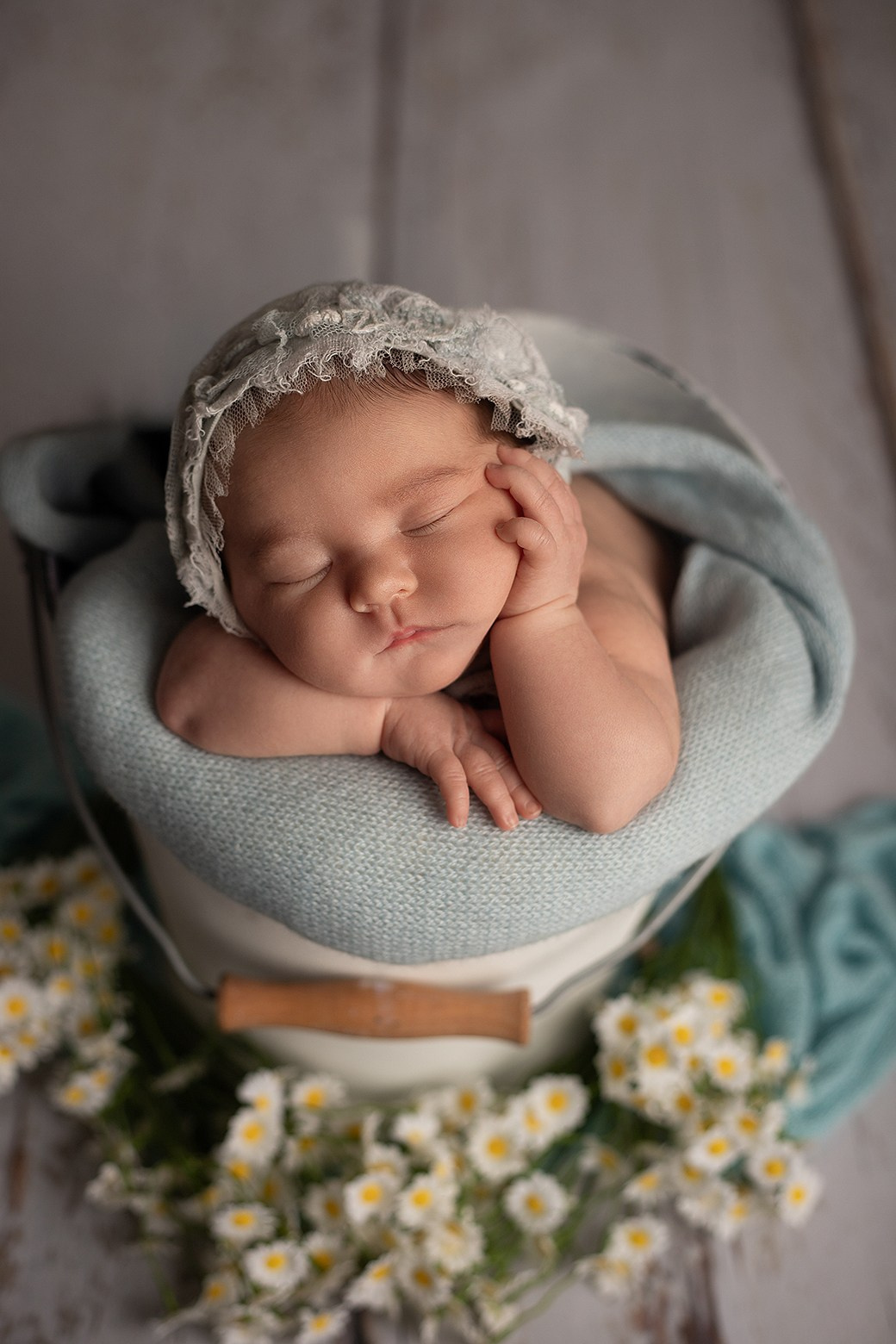 Newborn. Neugeboren und Babybauchfotoshooting in Cloppenburg