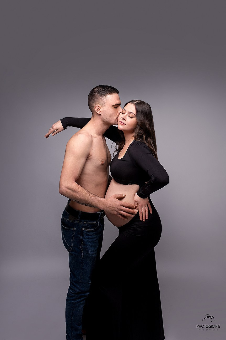 BABYBAUCH. Neugeboren und Babybauchfotoshooting in Cloppenburg