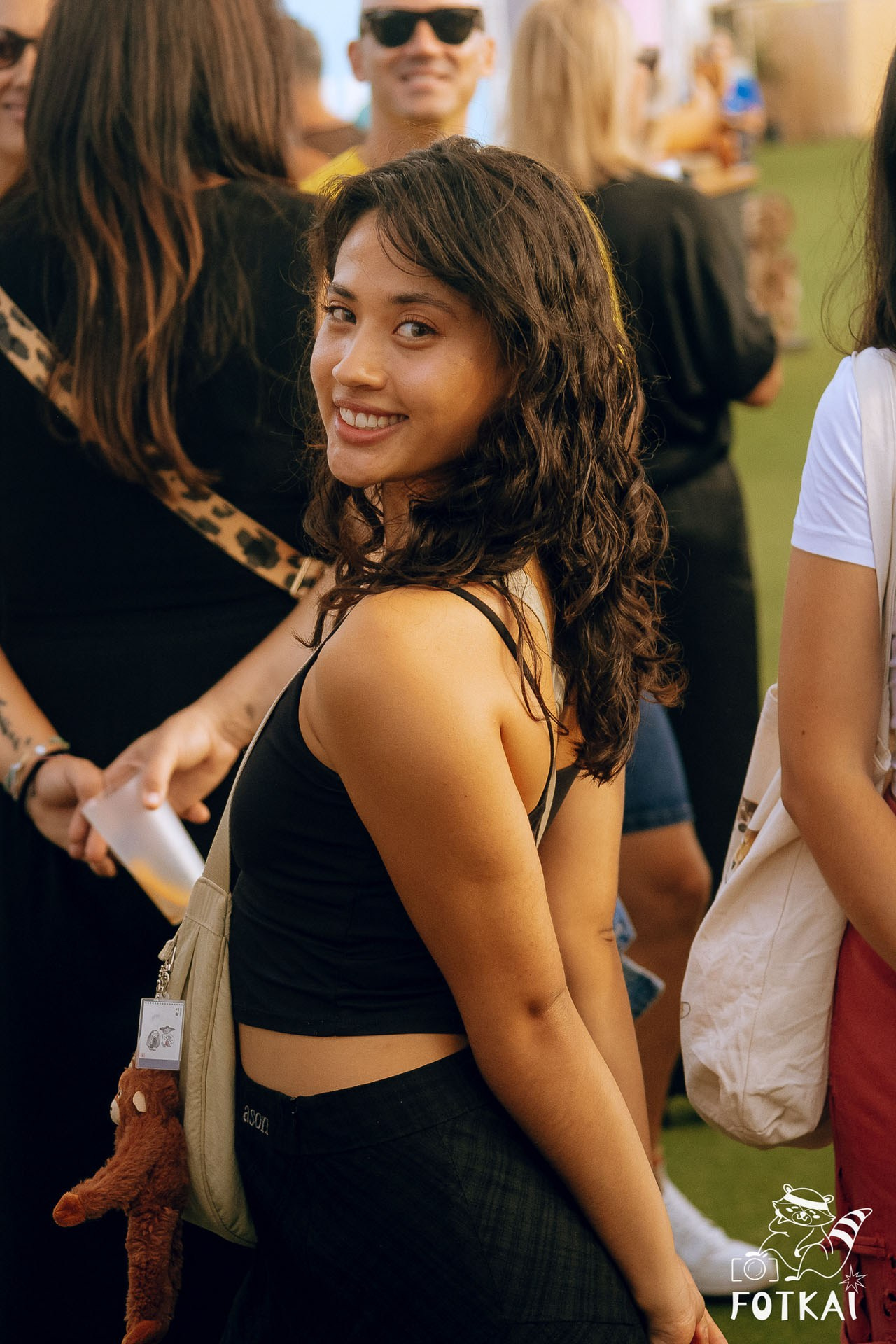 Cariña: La Fiesta 2025 Alicante — fotos del festival LGTBI y drag shows | FOTKAI