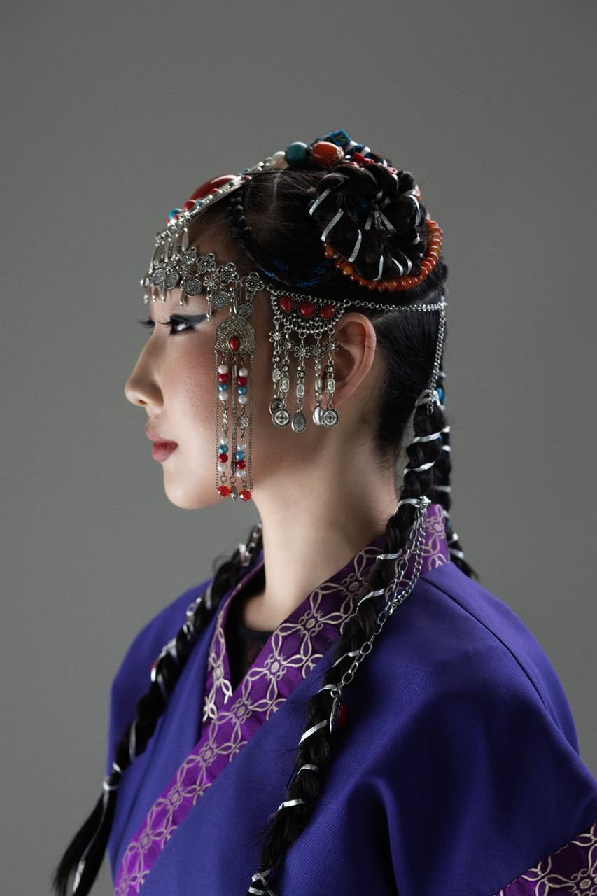 АРЮНА МУНКОЕВА. Фотостудия рекламной, коммерческой съемки в Улан-Удэ