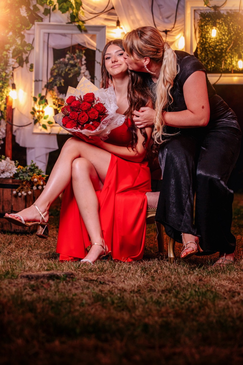 MATURSKA FOTOGRAFISANJA. Fotografi iz Backog Petrovca David i Andrea Stojanovic