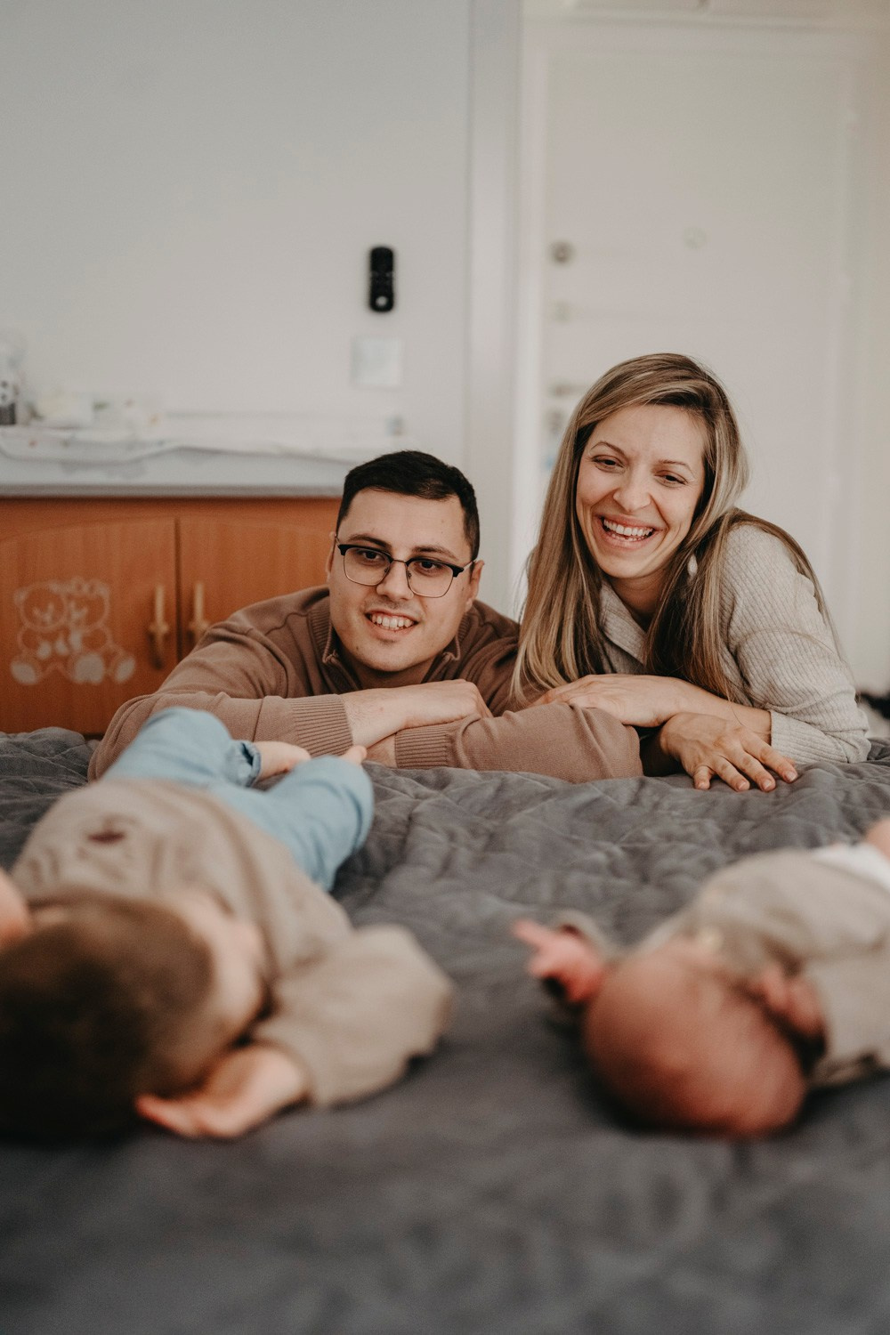 Danijala, Darko, Mijat i Marko porodicno fotografisanje. Deciji i porodicni fotograf u Beogradu Oksana Skendzic