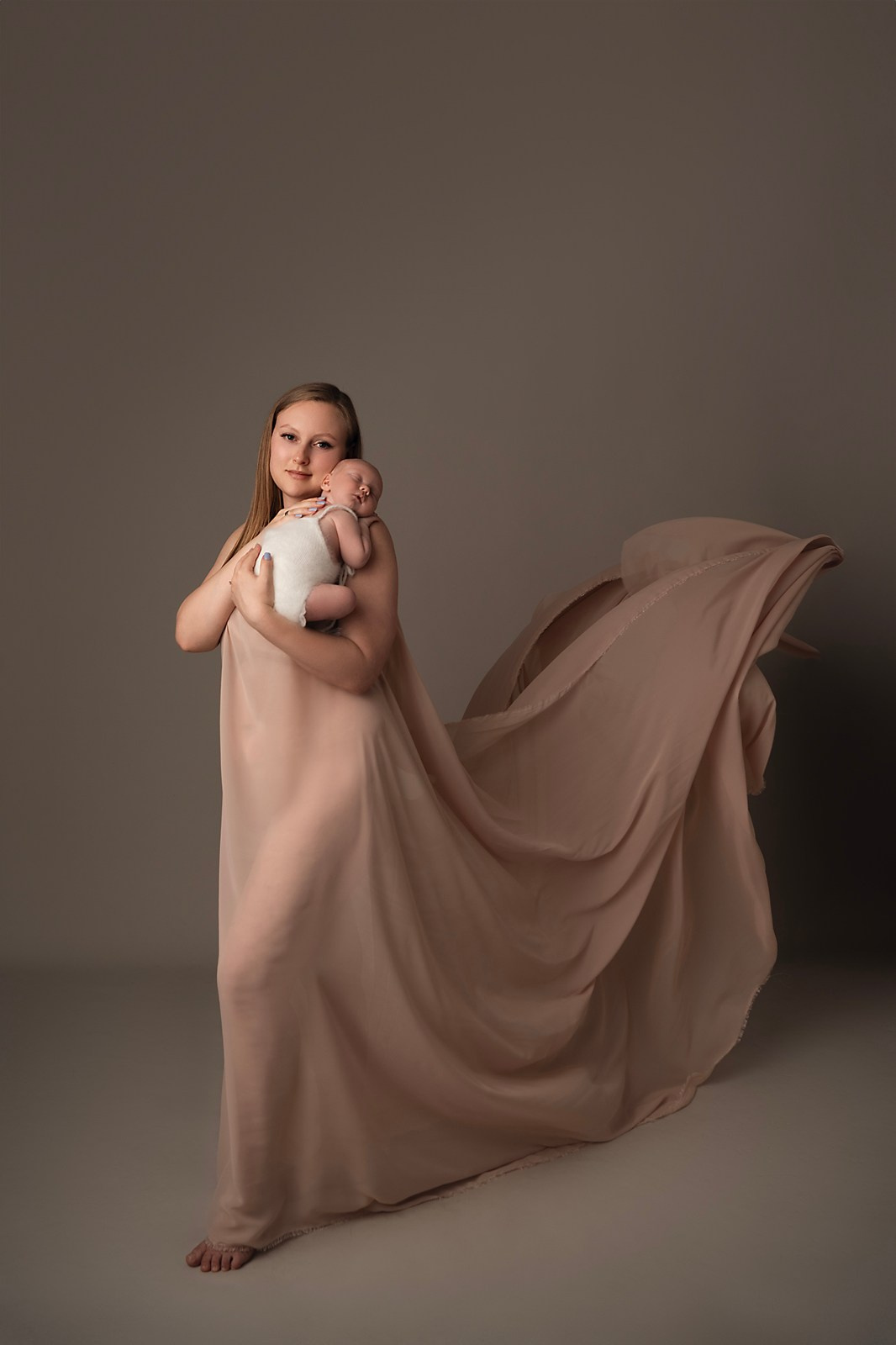 Sesja newborn. VideofotKA.pl