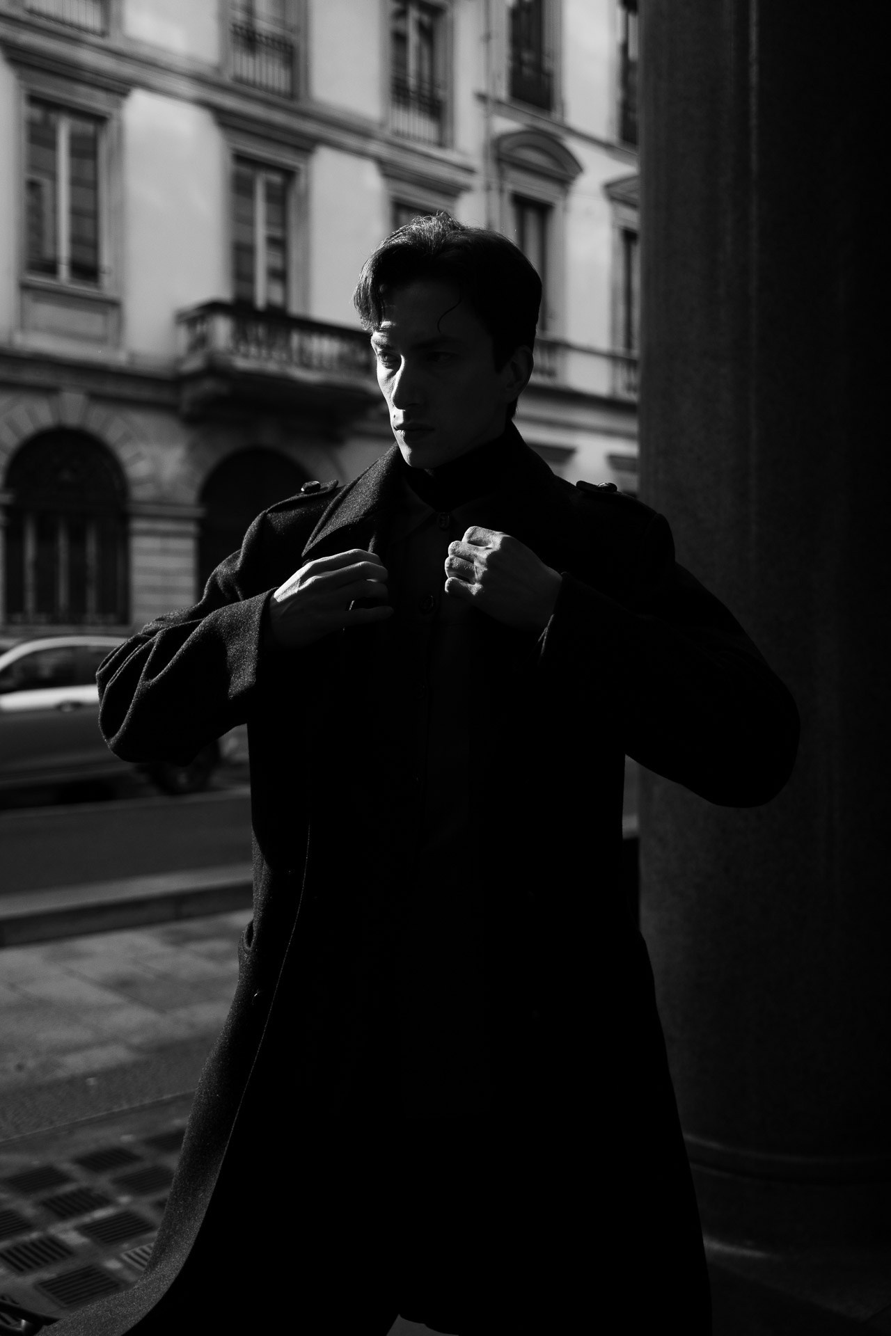 Moody personal photoshoot in Milan with strong light and shadows