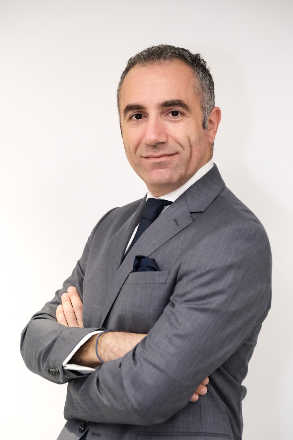 BUSINESS PORTRAIT. Photographer in Cyprus Lena Kirilishina