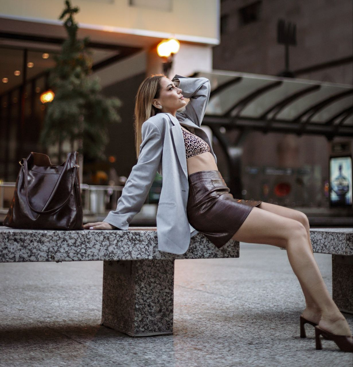 Street shoot with Yulia. VALERIIA VIUNOVA individual shooting\love story\event\brand