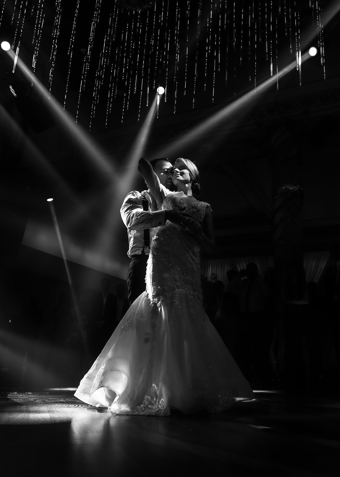 Evgeniya and Orhan. Wedding and Event photography, Kisses + Veil