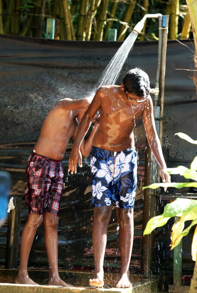 Artistic Photos. Professional Artist, teacher of art, Artistic Photographer In Dubai (U