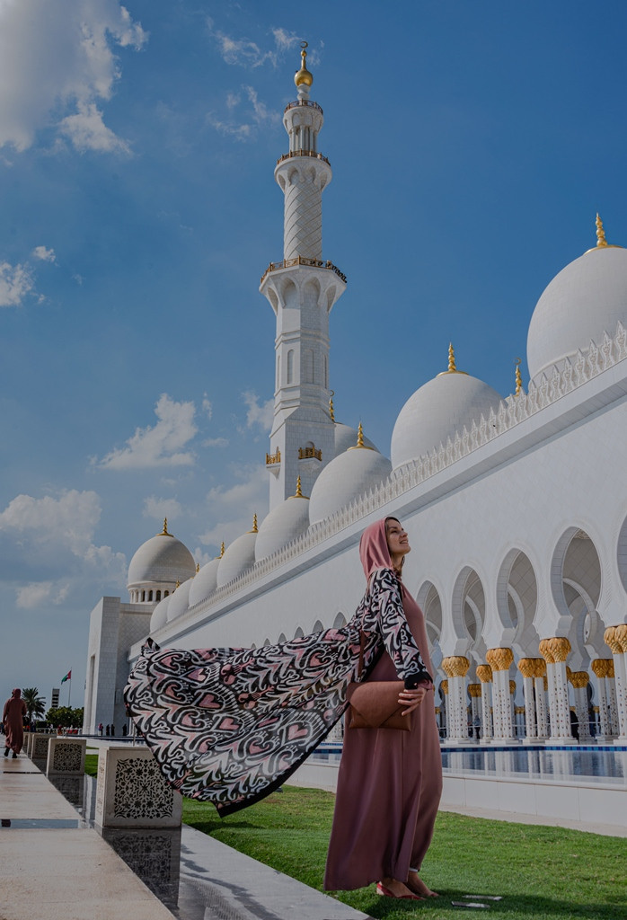 Artistic Photos. Professional Artist, teacher of art, Artistic Photographer In Dubai (U