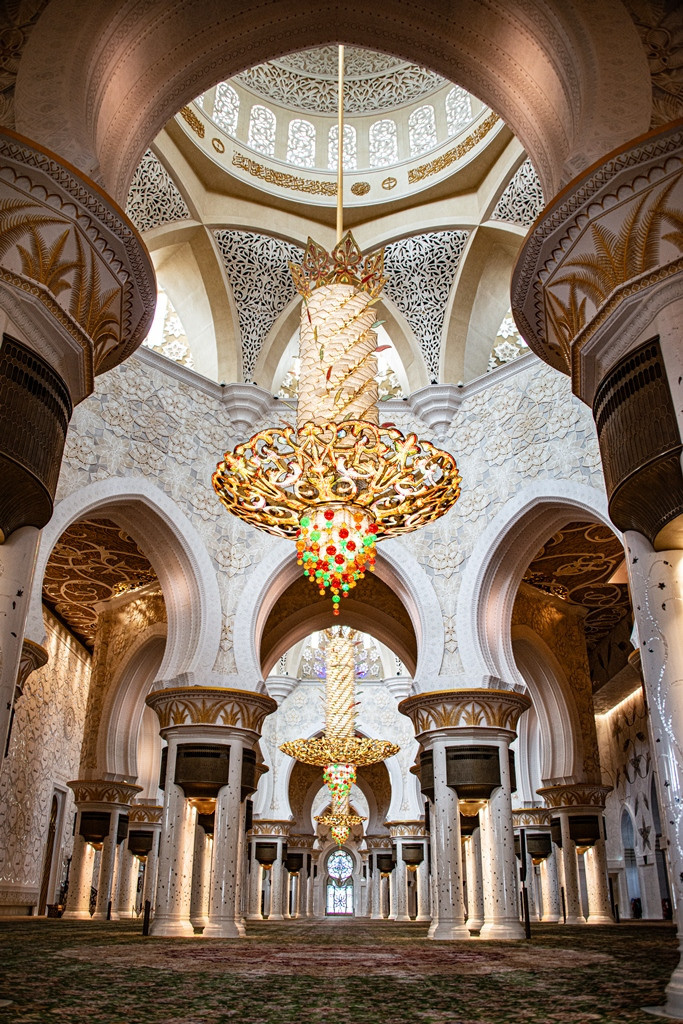 Artistic Photos. Professional Artist, teacher of art, Artistic Photographer In Dubai (U