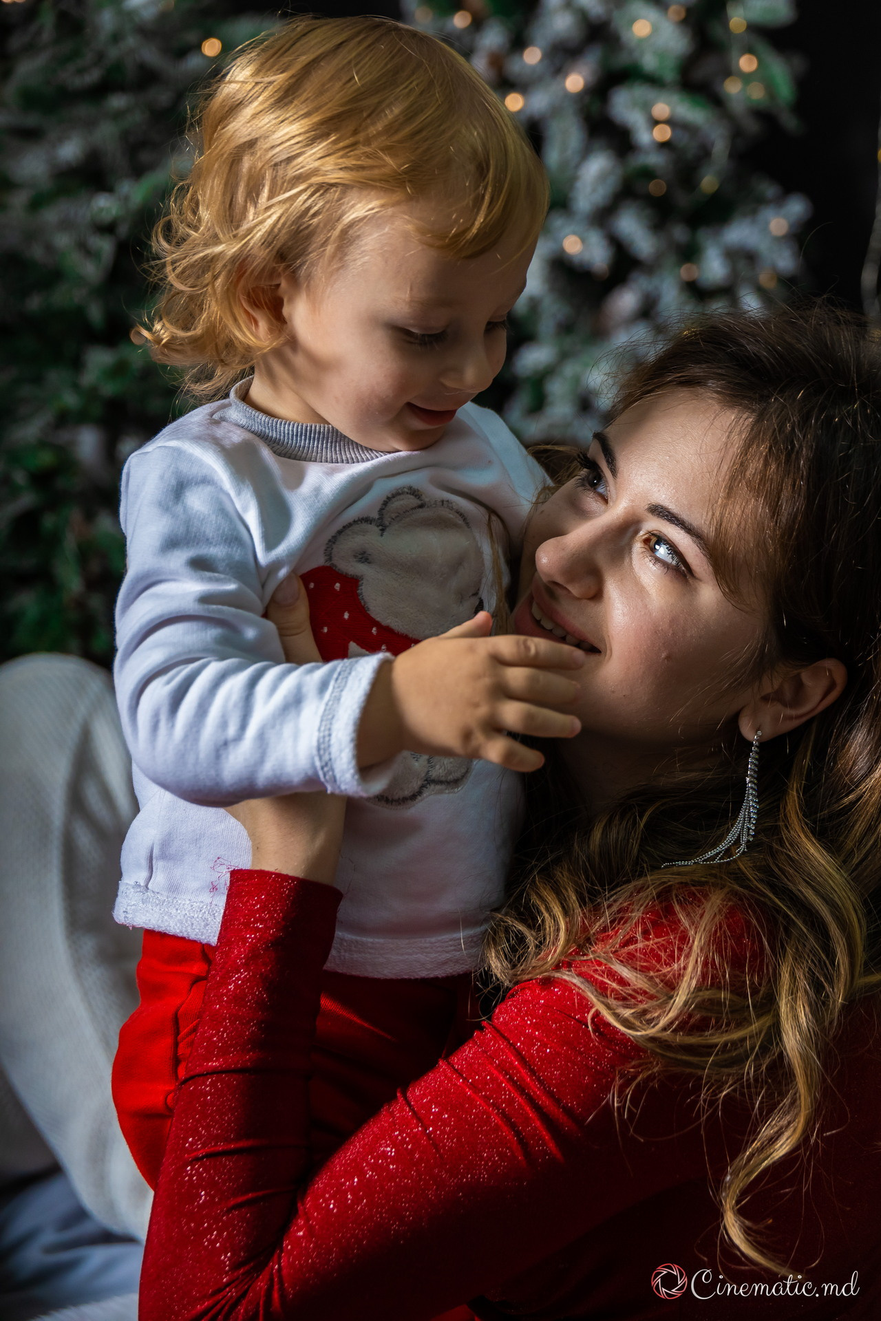 New Year. ✔️ Фото Видео на свадьбы и крестины Молдова — Cinematic.md