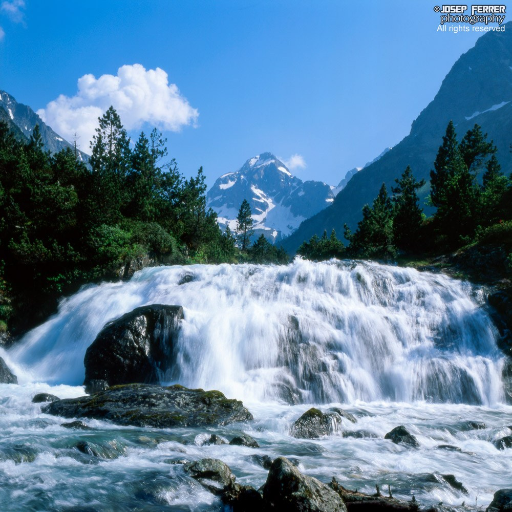 Waterfall, Parc National des Pyrénees, France