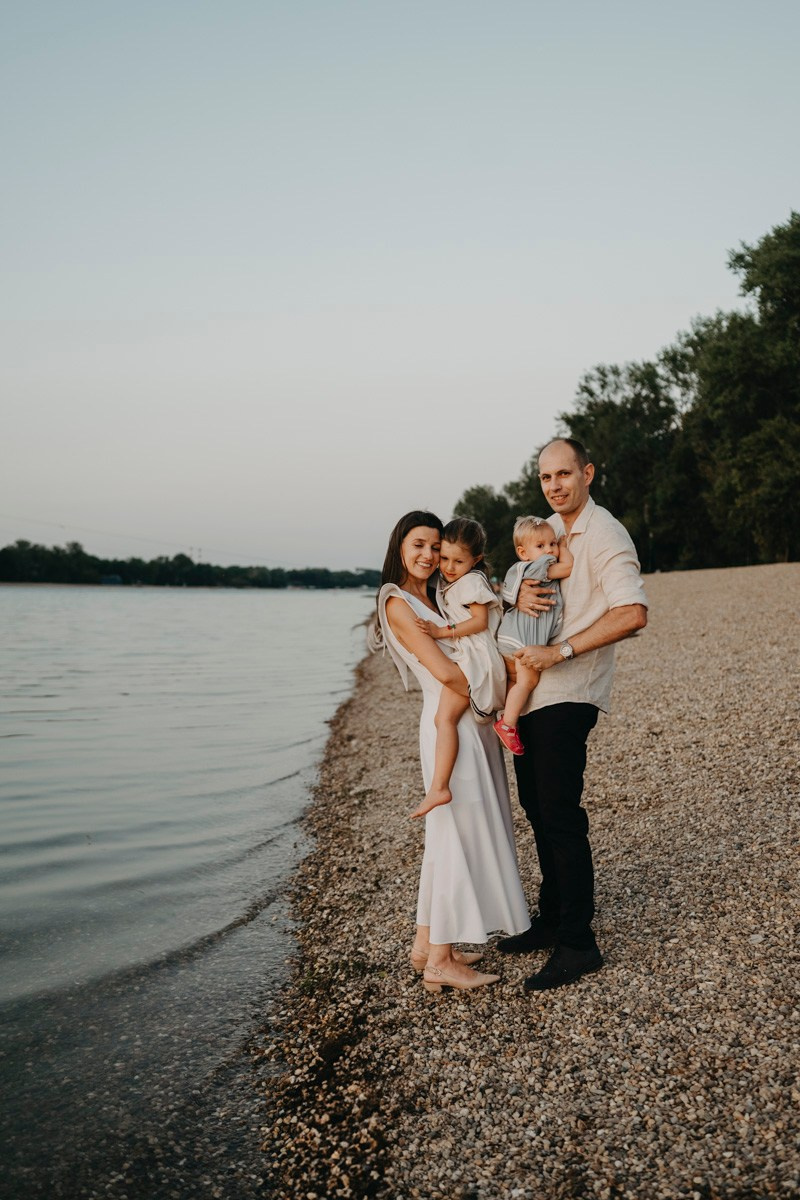 Panici / porodicno fotografisanje napolju. Deciji i porodicni fotograf u Beogradu Oksana Skendzic