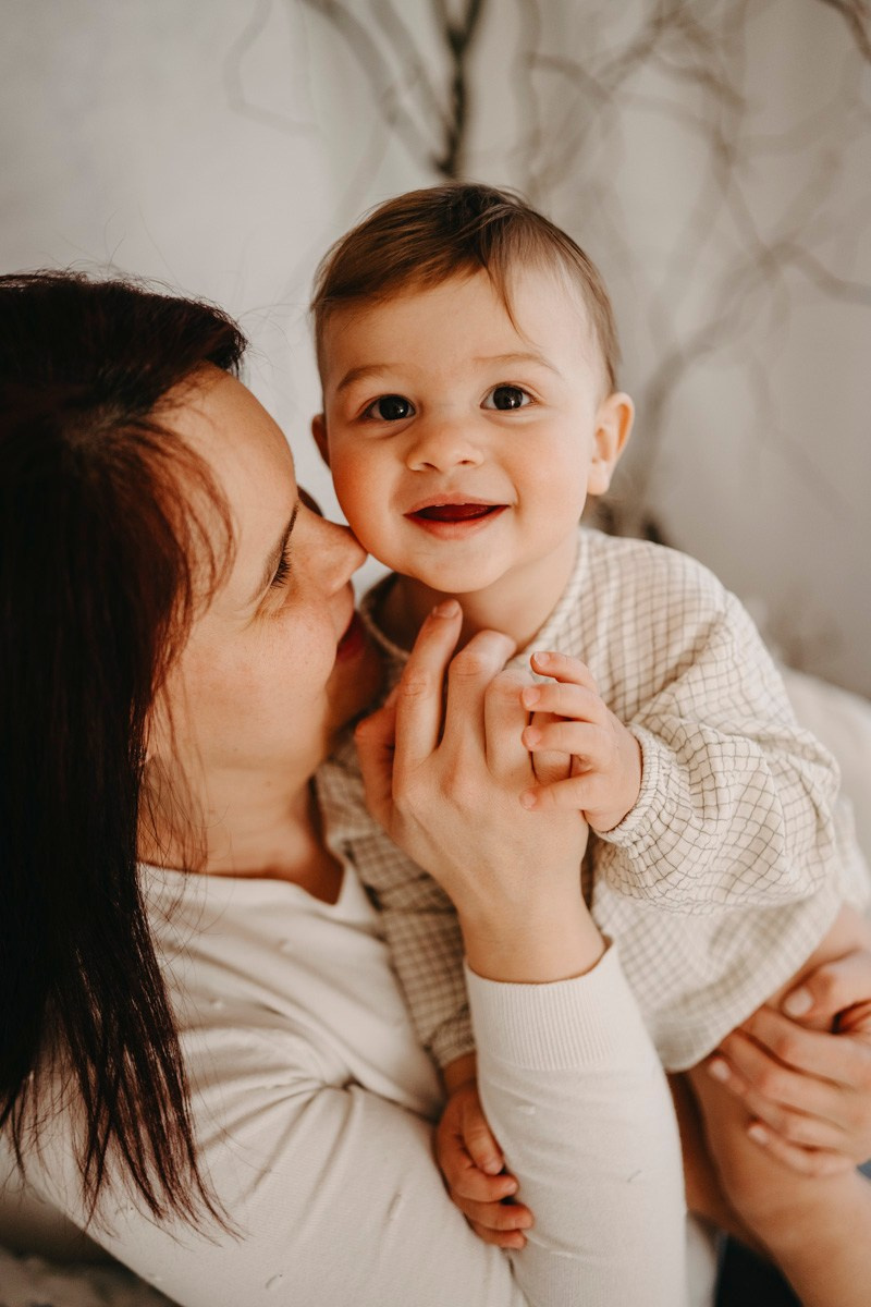 Miljana, Danka i Ilija — fotografisanje MAMINO. Deciji i porodicni fotograf u Beogradu Oksana Skendzic