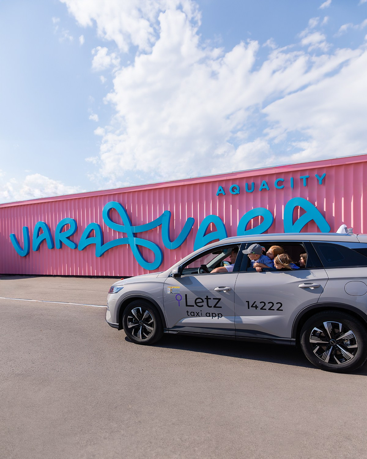 Taxi „Letz”. Fotograf și Videograf | Chișinău, Moldova