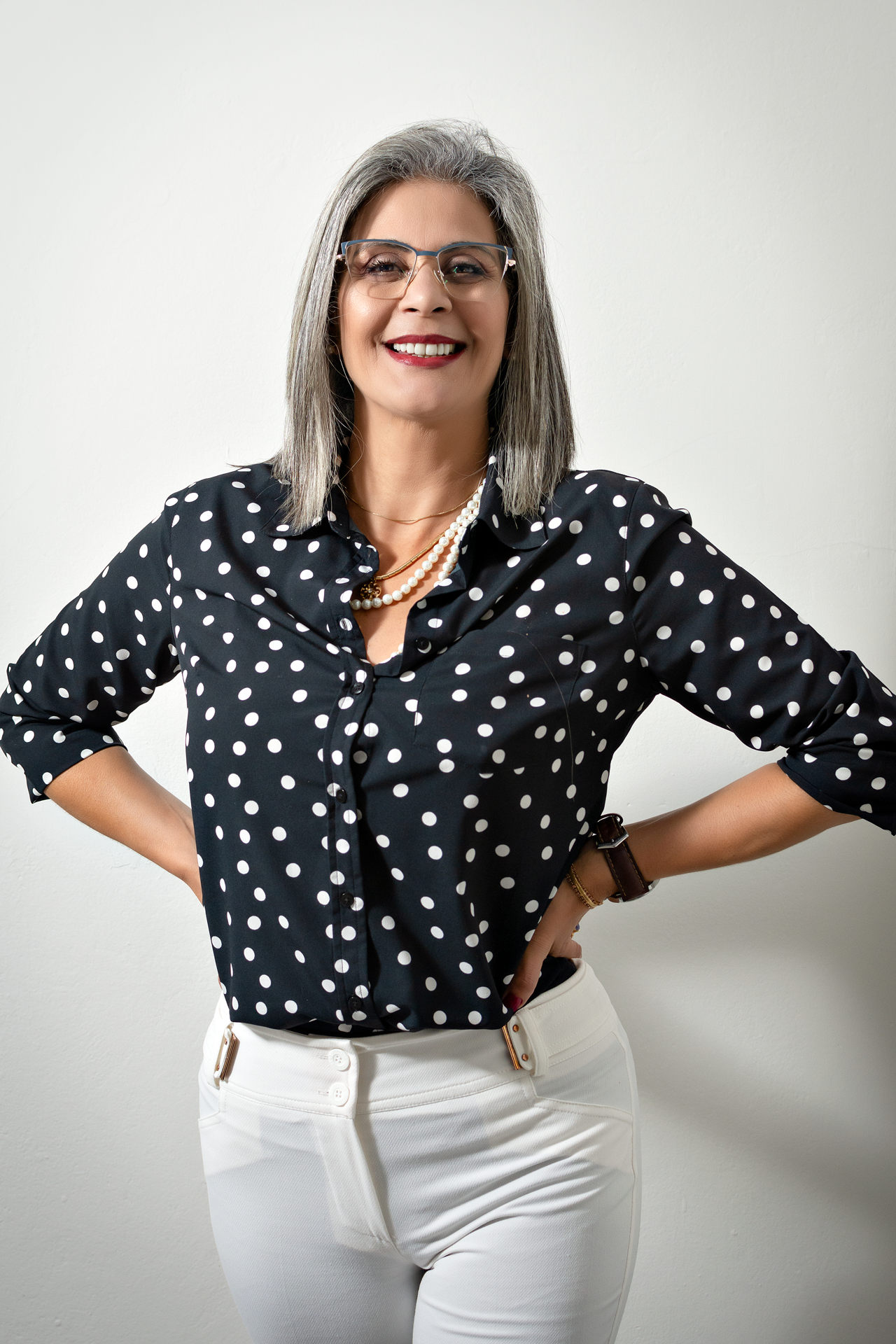 Dra. Elaine. Visionary Imagem