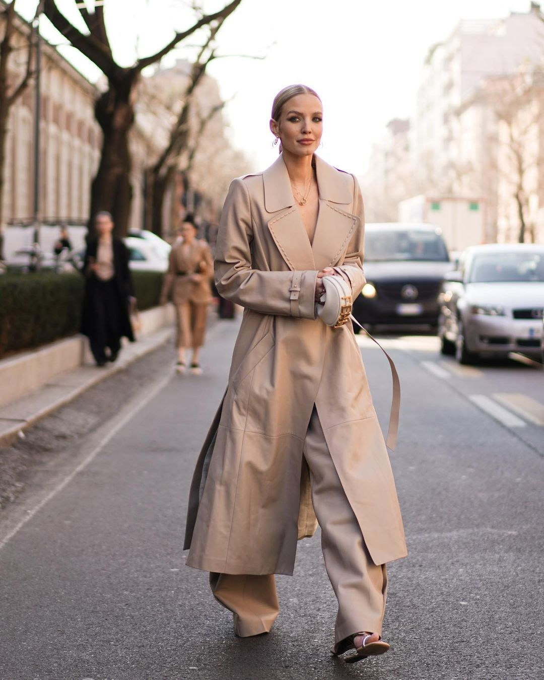 Леони Ханне. Julia Di |Fashion стрит стайл фотограф|видеомейкер в Милане и Париже