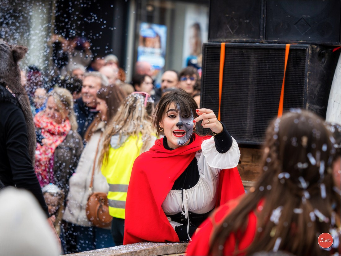 Traditional February carnival. Music, dancing, costume performances. C. Photographe à Strasbourg | Portraits, Studio, Enfants, Événements