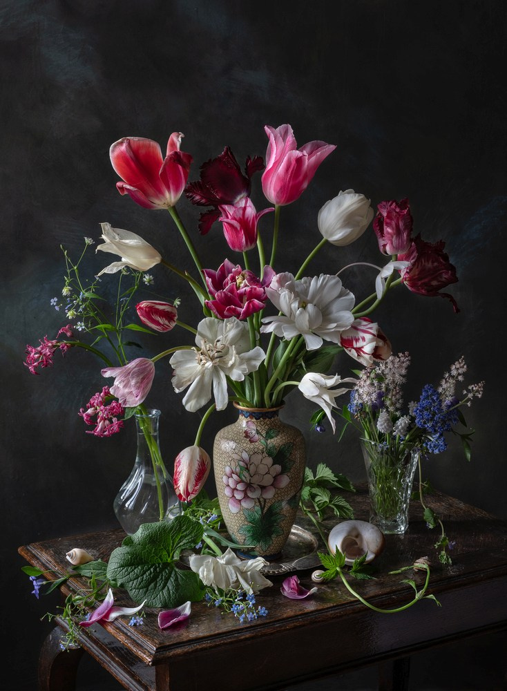 Натюрморт с тюльпанами и гиацинтами