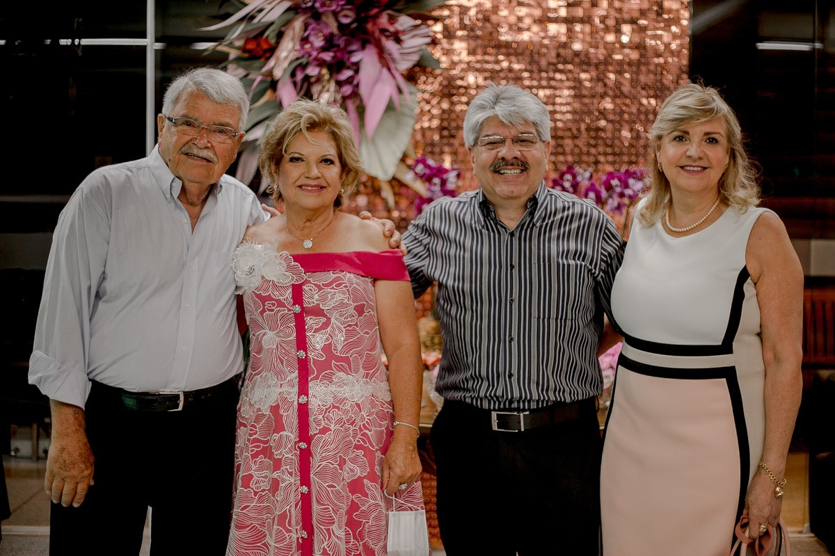 Waldeana - 70 anos. Fotógrafa de Eventos em São Paulo e Sorocaba Kika Damasceno