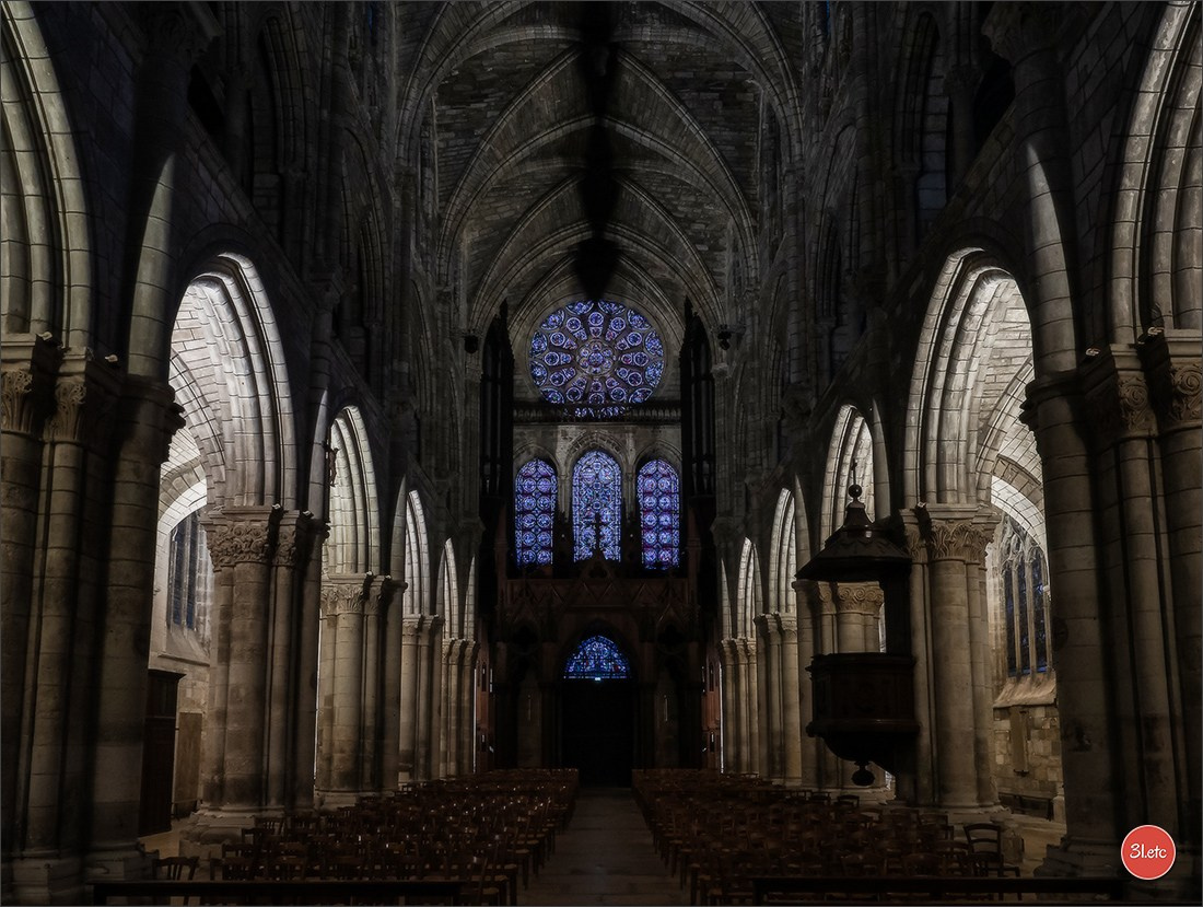 Église Collégiale Notre-Dame-en-Vaux  🇫🇷  Châlons-en-Champagne. Photographe à Strasbourg | Portraits, Studio, Enfants, Événements