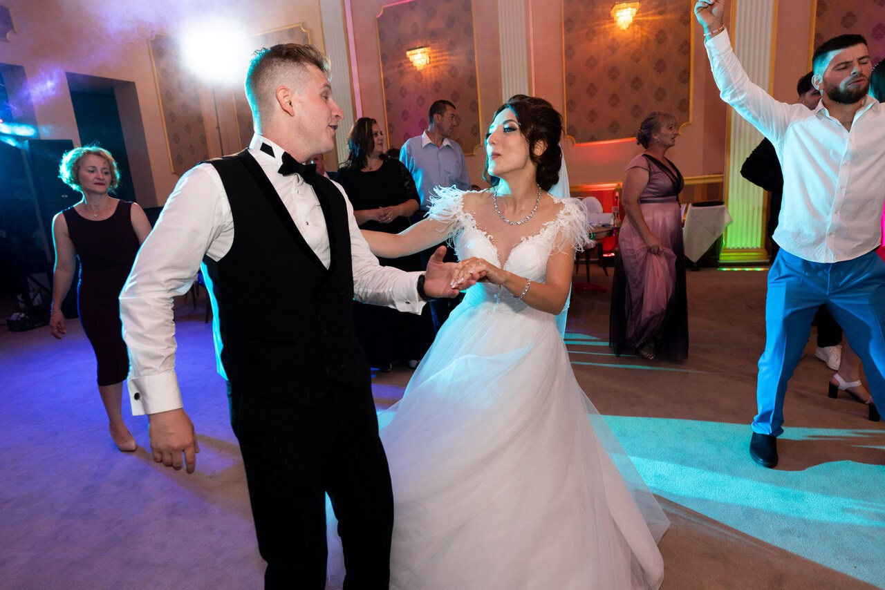 Fotografii nunta — Cristina si Laurentiu. Fotograf Alin Stefan