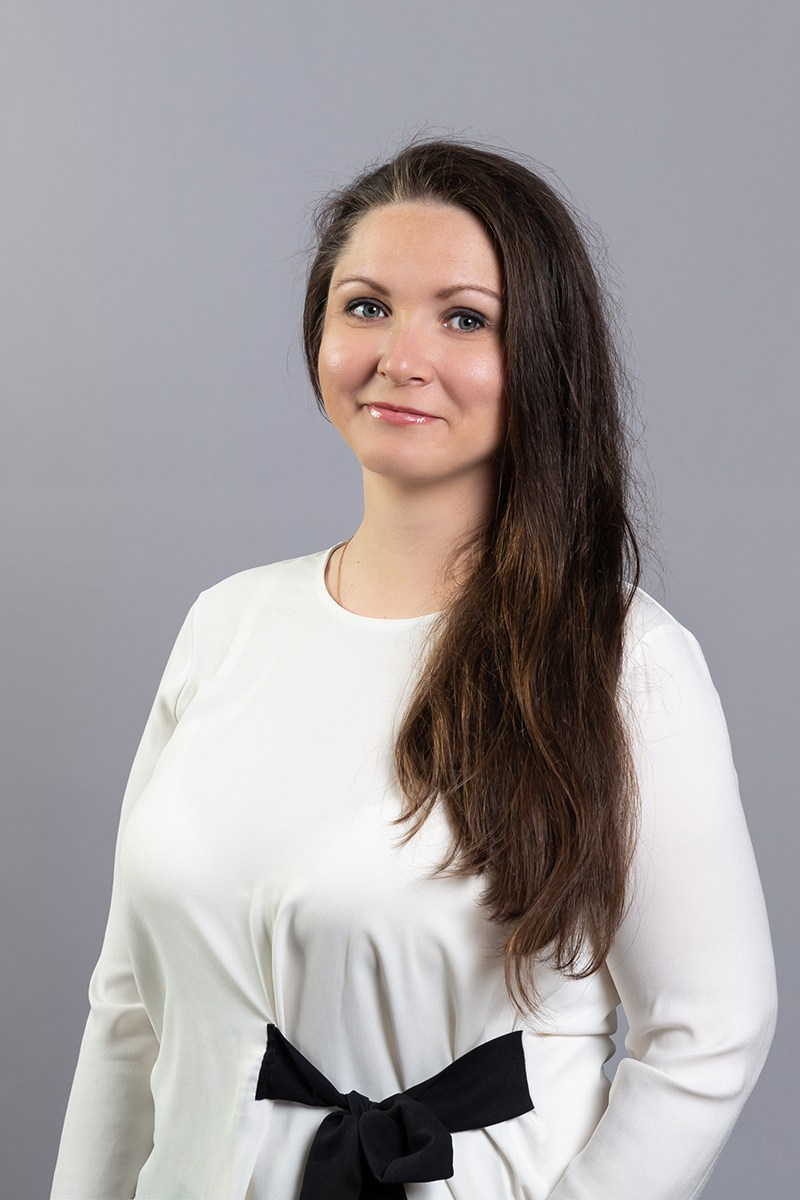 ProfessionalHeadshots. Photographer is San Jose, Iryna Novosyolova