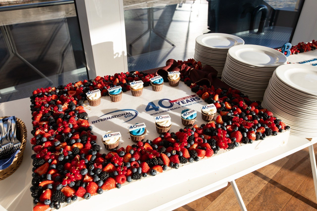 Firemní fotograf Praha. Dana Lišková — Empatická fotografka | Introspektivní umělkyně | Neurodivergentní koučka| Zakladatelka Artepy.cz