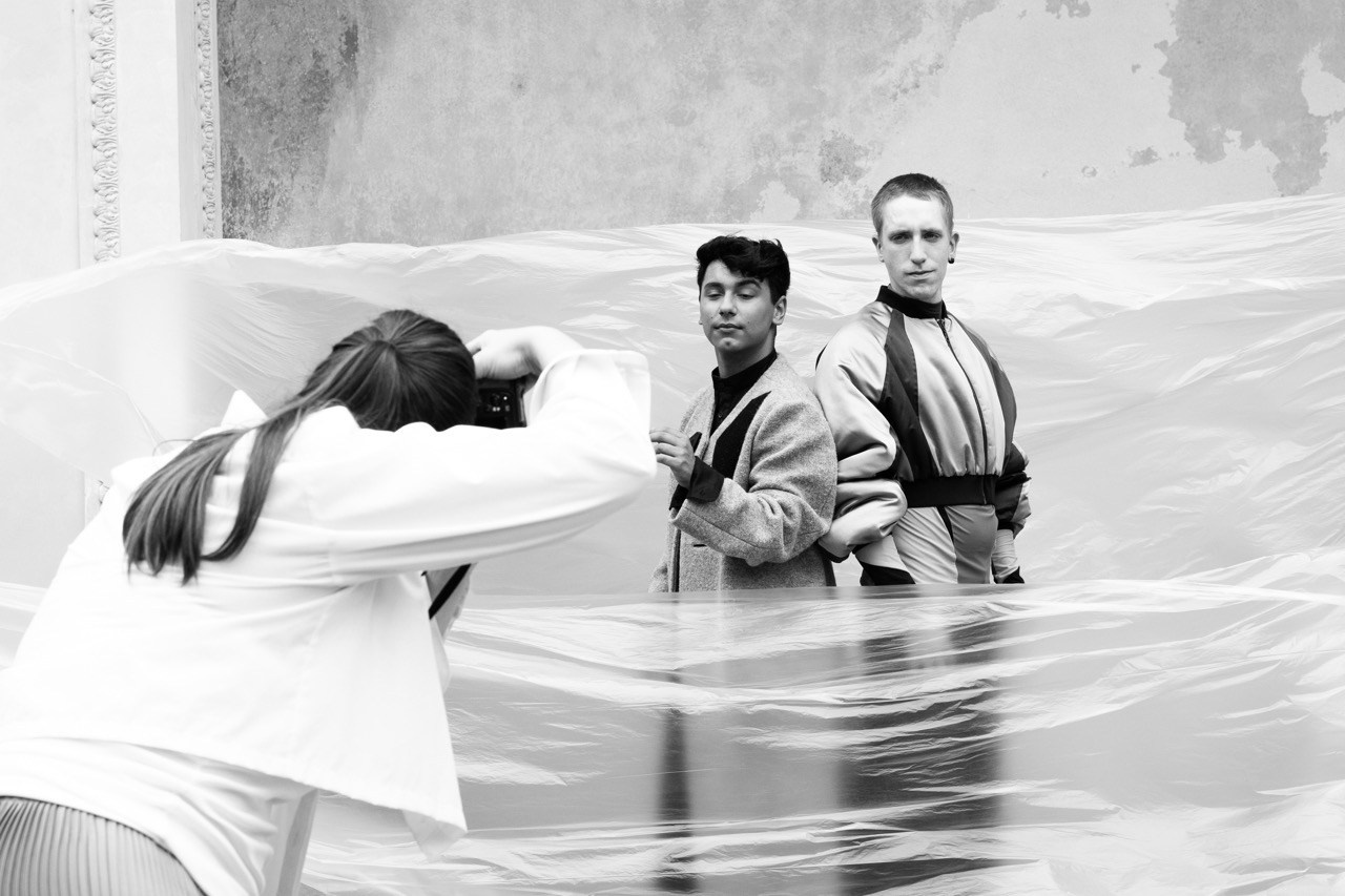 Backstage fotografie. Dana Lišková — Empatická fotografka | Introspektivní umělkyně | Neurodivergentní koučka| Zakladatelka Artepy.cz