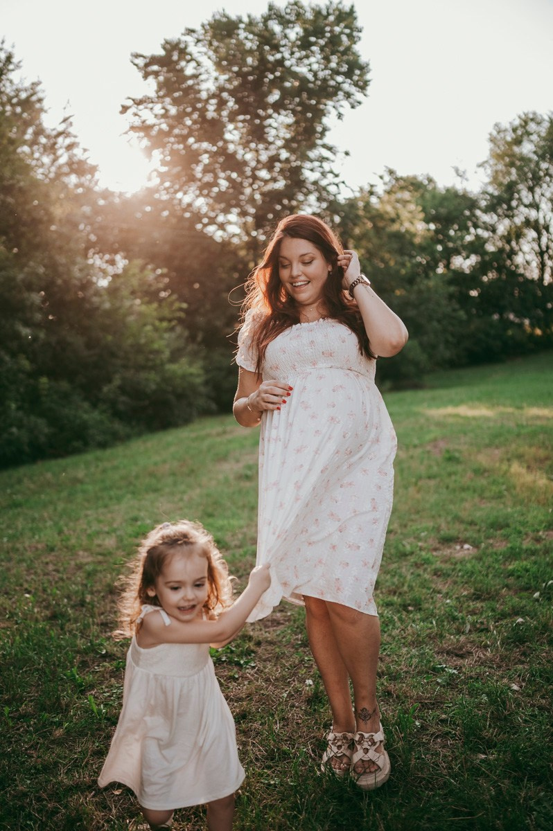 Kristina, Milos i Kalina / porodicno fotografisanje u prirodi. Deciji i porodicni fotograf u Beogradu Oksana Skendzic